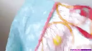 زوج خائن يحصل على جنس شرجي صارخ من عاهرة مراهقة