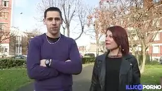 الزوجة تبتلع سائل غريب بإذن من الزوج