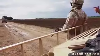الاختناق اللعب وشم الغنائم يهز