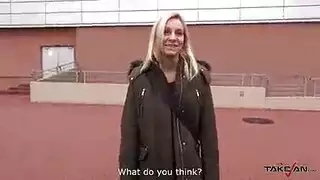 مص قضيب وجنس في السيارة لشقراء ذات كس ساخن