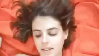 إباحية هاوية: صديقها يسجلها تُناك بقوة