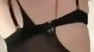 شيميل عراقية ممتلئة الصدر تُنكح بقوة من قبل أنطونيو سليمان