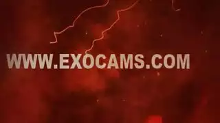 عاهرة لا تشبع تأخذ الدسار والمقص في كل ثقب لعب صريح بالألعاب