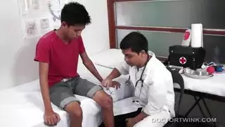 فض عند الدكتور مريض