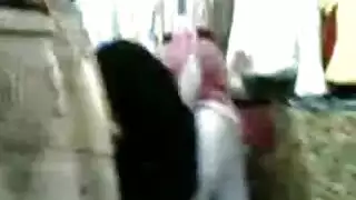 استيلاء خليجي متوحش: بنت المحل ترفع طيزها للوجه