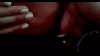 شرجي لأول مرة: عذراء تركب بقوة وتنكح بعمق