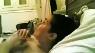 قحبة مغربية كيحويها صابحها بجهد حتى كيخليها تغوت