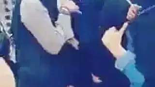 مراهقات مصريات: تلميذات تشاركن في جلسة لعق مؤخرة مثيرة