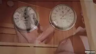 أنبوب إكس إكس إكس إيطالي: بث إباحي صريح مجاني
