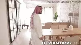 خيال انتقامي جنسي: أخذ زوجة سعودية بوضعية الكلب