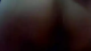 آسيوية تبلع زب زوجها ثم تركبيه في وضعية الركوع