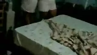مترجمه ميلف تأخذ قضيباً كبيراً من عشيقها الشاب