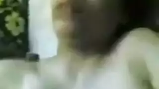 ابقي ذلك المني عميقاً بداخلي يا عزيزي