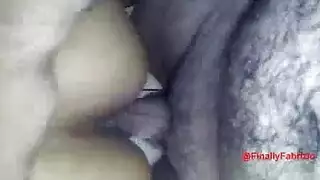 مشهد إباحي: السيدات الساديات يعاقبن عبيدهن