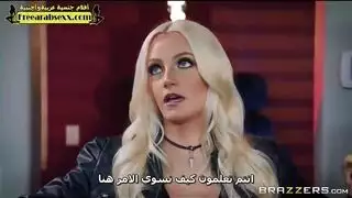 إباحية مصارعة سحاقية – مباراة قضيب مزدوج وقذف