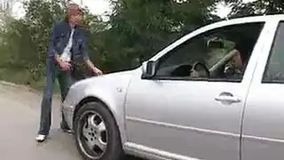 يقذف داحل كيها
