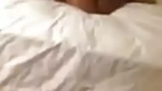 منظور حصري: قضيب البواب الكبير يشبع زوجة الديوث