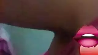 فتى اسمر يحب مراهقة