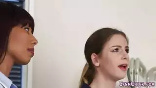 ممرضة cfnm العاهرة تمص قبل الجنس الجماعي
