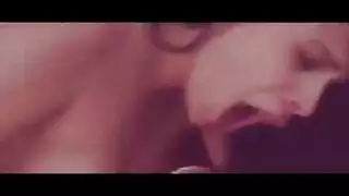 فتيات مراهقات منطلقات: عاريات وتمارسن الجنس في كل مكان
