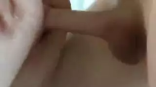 علاقة أليس لوكس العابرة مع أفضل صديق لرجلها