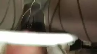 شقراء ساخنة تتعرض للضرب بقوة في مؤخرتها
