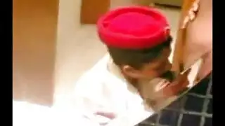 اول مرة مضيفة الفندق