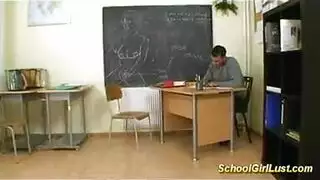 جلسة قذف داخل المهبل في الفصل