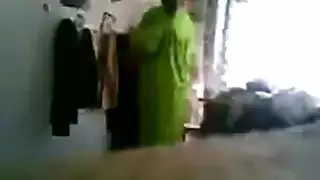 وجوه جديدة: مراهقون عرب في فيديوهات إباحية صريحة