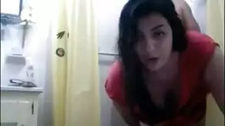 جلسة حمام خفية: مضاجعة وقذف عليها