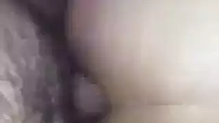 فتاة مصرية سمراء تأخذ شرج صعب وتحبه