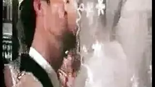 فينتيج إكس إكس إكس: عريس ديوث خجول، العروس تأخذ عدة قضبان