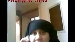 إيمان الفاجرة تتعرض لضربات قاسية من زكي في فيلم إكس إكس إكس