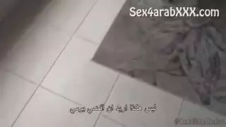 شريط المترجم السري: الأخت تفتح ساقيها للمتعة الإباحية