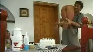 نيك استغال في العمال البيت