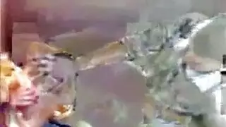 ضربة حمام: شقراء تأخذ زب في طيزها الفاتح