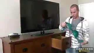 قضيب شاب صلب ينك فرج ناضج مستسلم