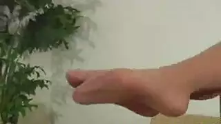 جلسة جماع مع مؤخرة كبيرة وأفخاذ سمينة