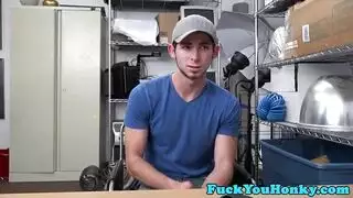 من القبلات إلى الركوب مشهد بورن سمراء حار