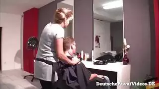 شقراء متعرقة في شبكة صيد تتوسل لجماع خشن إكس إكس إكس