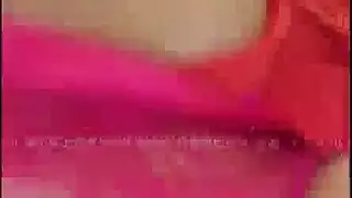 آسيوية ساخنة خنثى إباحية: كشف الجسد العاري