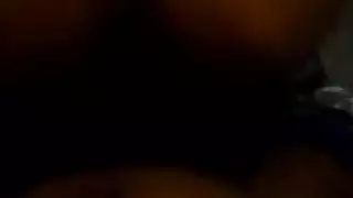جنس فموي مثير وتفجير في الحلق