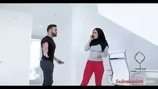 شاب جامعي ينيك جارته اللصة الجميلة و يشطشط كسها نياكة