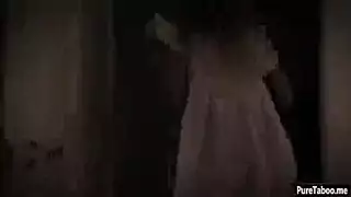 الصديقة الساذجة تتعرض للعب بفرجها فعل مثلّي صريح