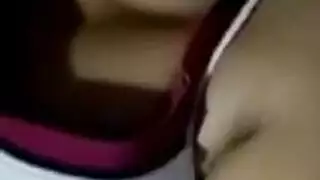 جنس عنيف: الخادمة الفلبينية تُهيمن عليها من قبل صاحب العمل