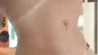 عاهرة متحولة جنسياً من البرازيل: علاقة جنسية جماعية قاسية وقذف على الثدي