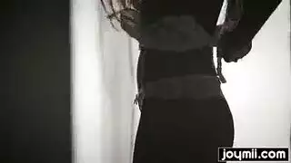 زوج مثير يملأ فرج زوجته في الذكرى السنوية
