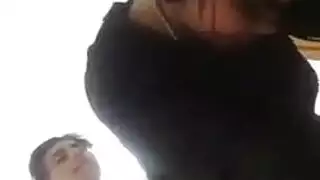 صديقة عربية ساخنة تحب القضيب العميق في مقطع بورن صريح