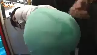 بنات بيضربوا عشرات