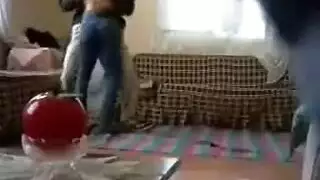 فضح على الكاميرا: الجار يضخ طيز السورية من الخلف